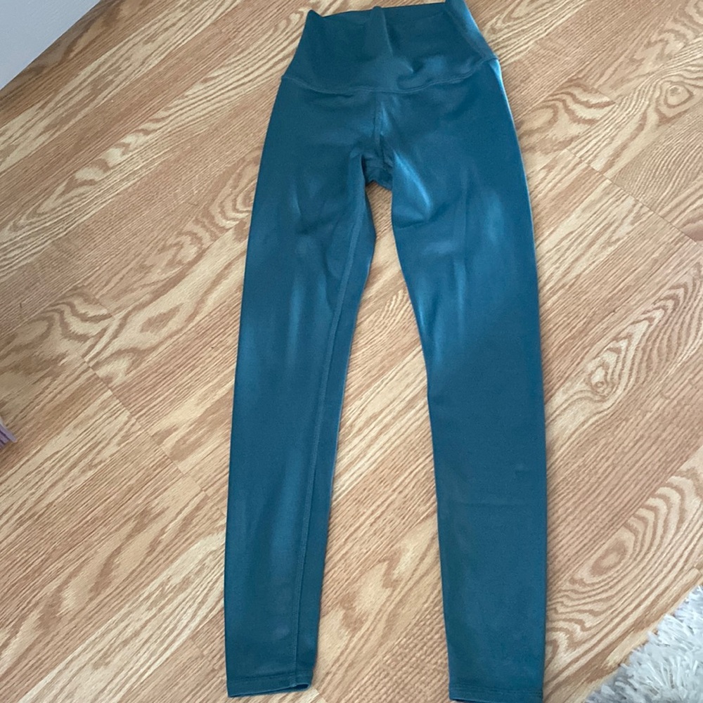 Alo Leggings